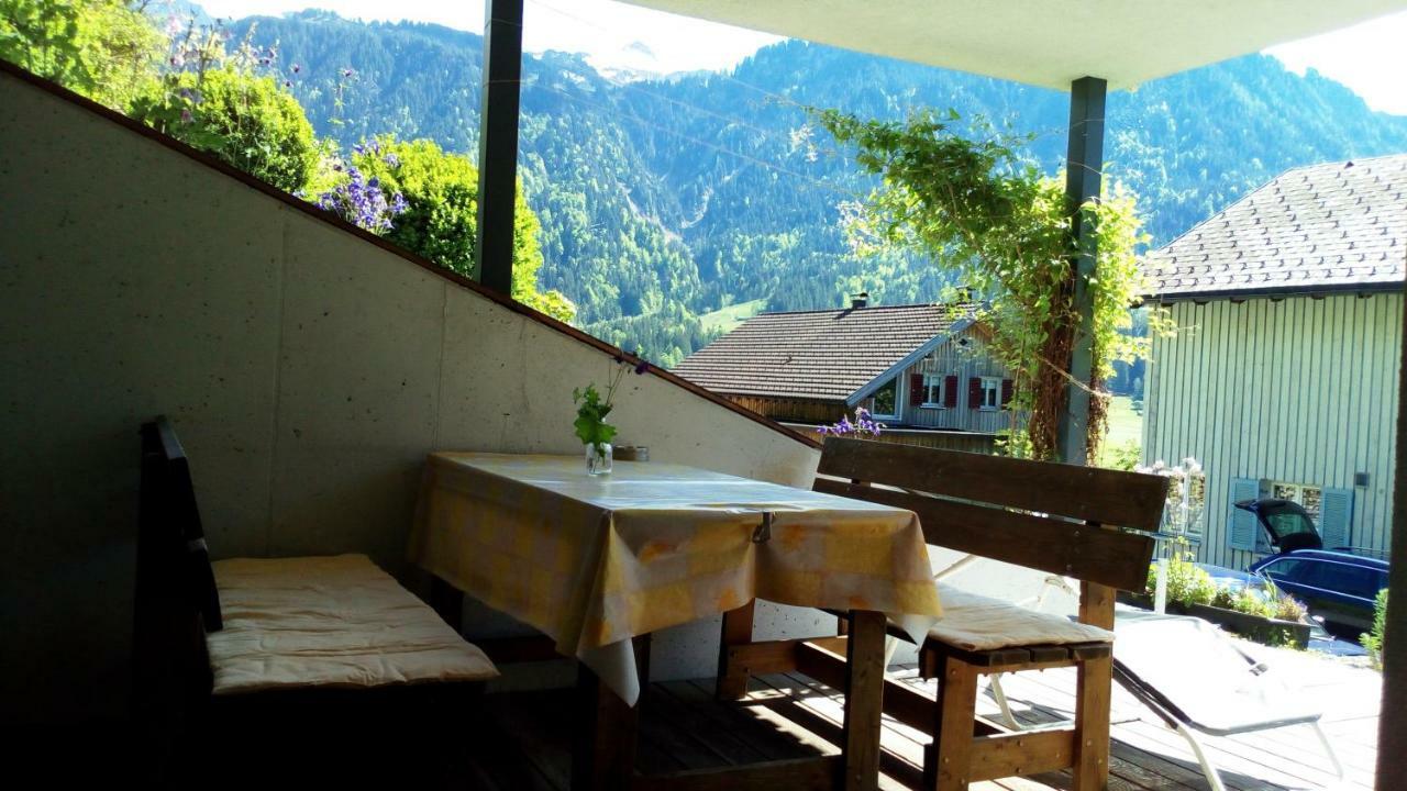 Gaestehaus Lutz Mellau Buitenkant foto